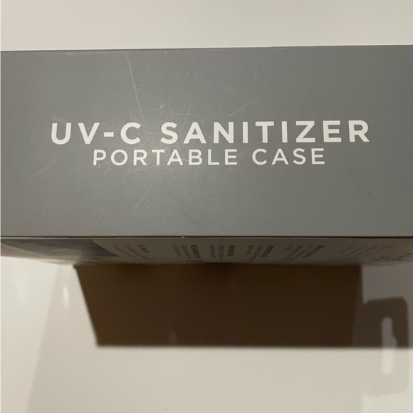 UV-C Sanitizer -Portable Case - Helps Fight COVID bacteria - Picture 5 of 5